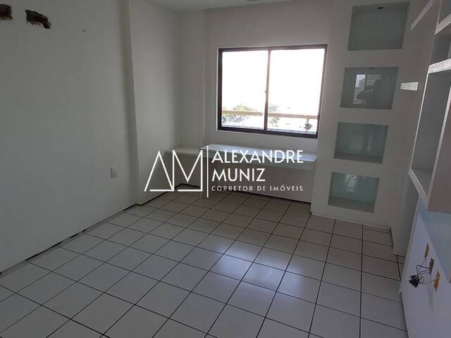 Apartamento para Venda em Fortaleza - 5