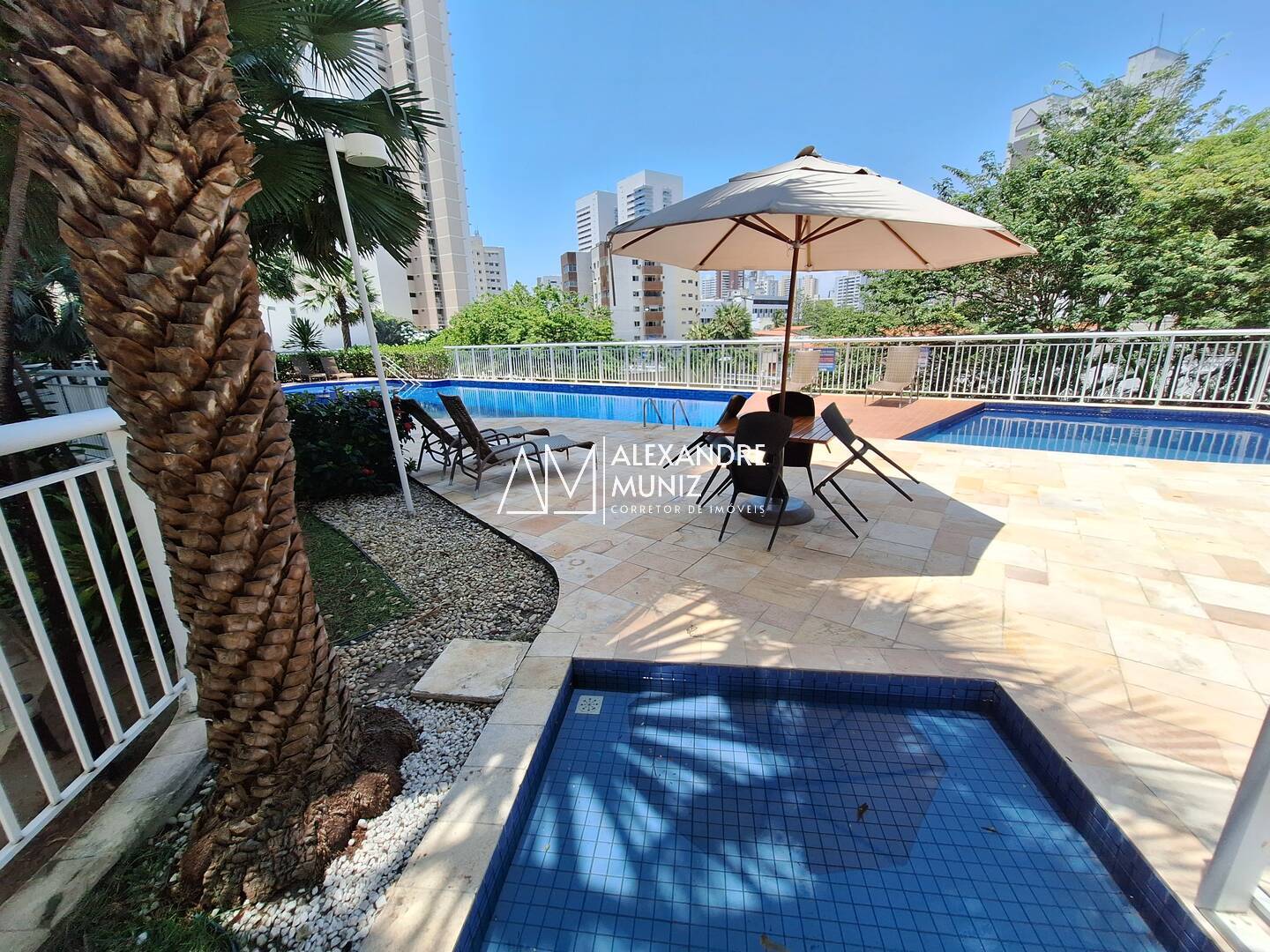 Apartamento à venda com 2 quartos, 56m² - Foto 29