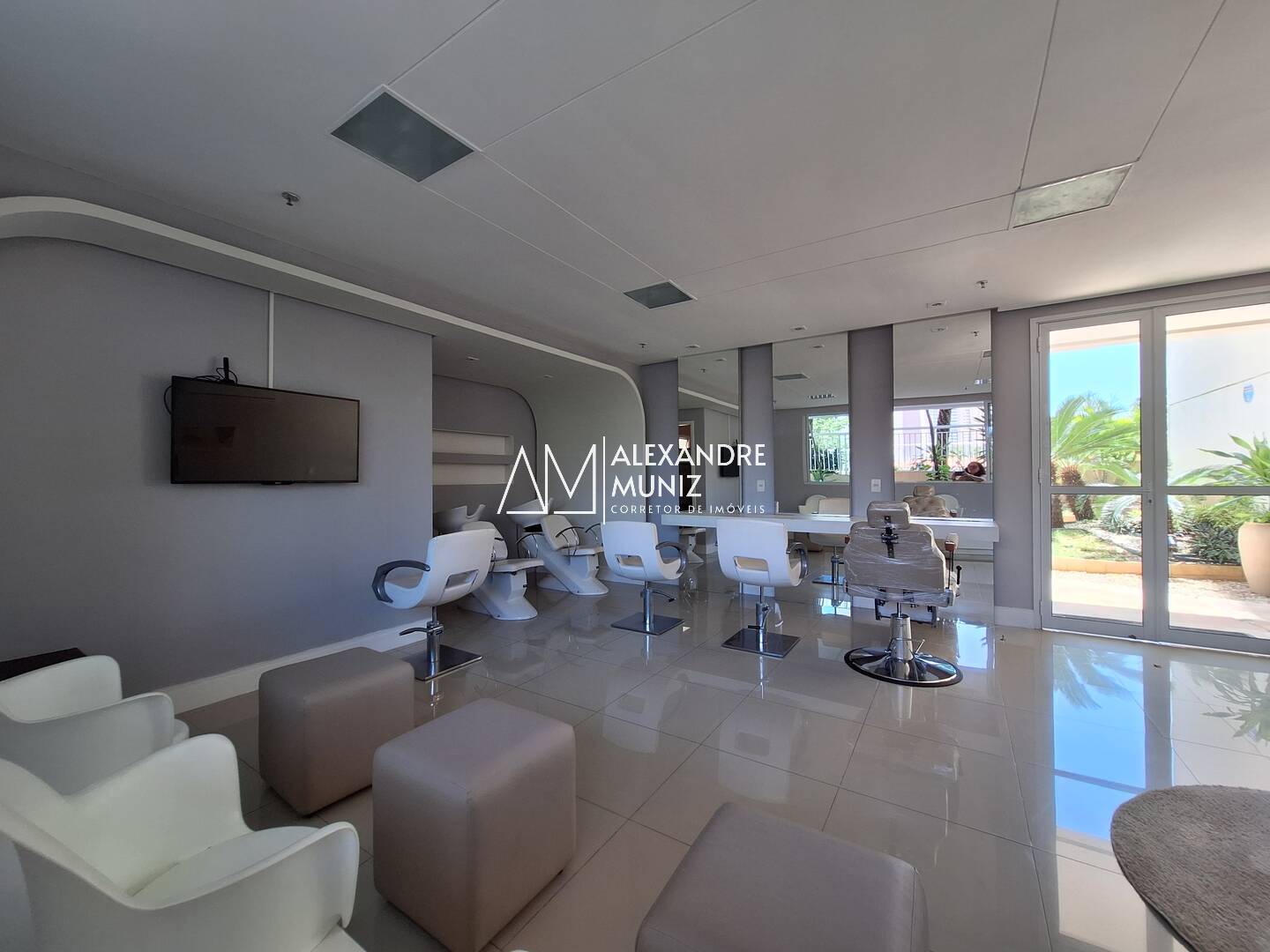 Apartamento à venda com 2 quartos, 56m² - Foto 32